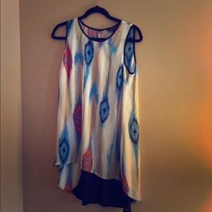 The limited flowy summer blouse